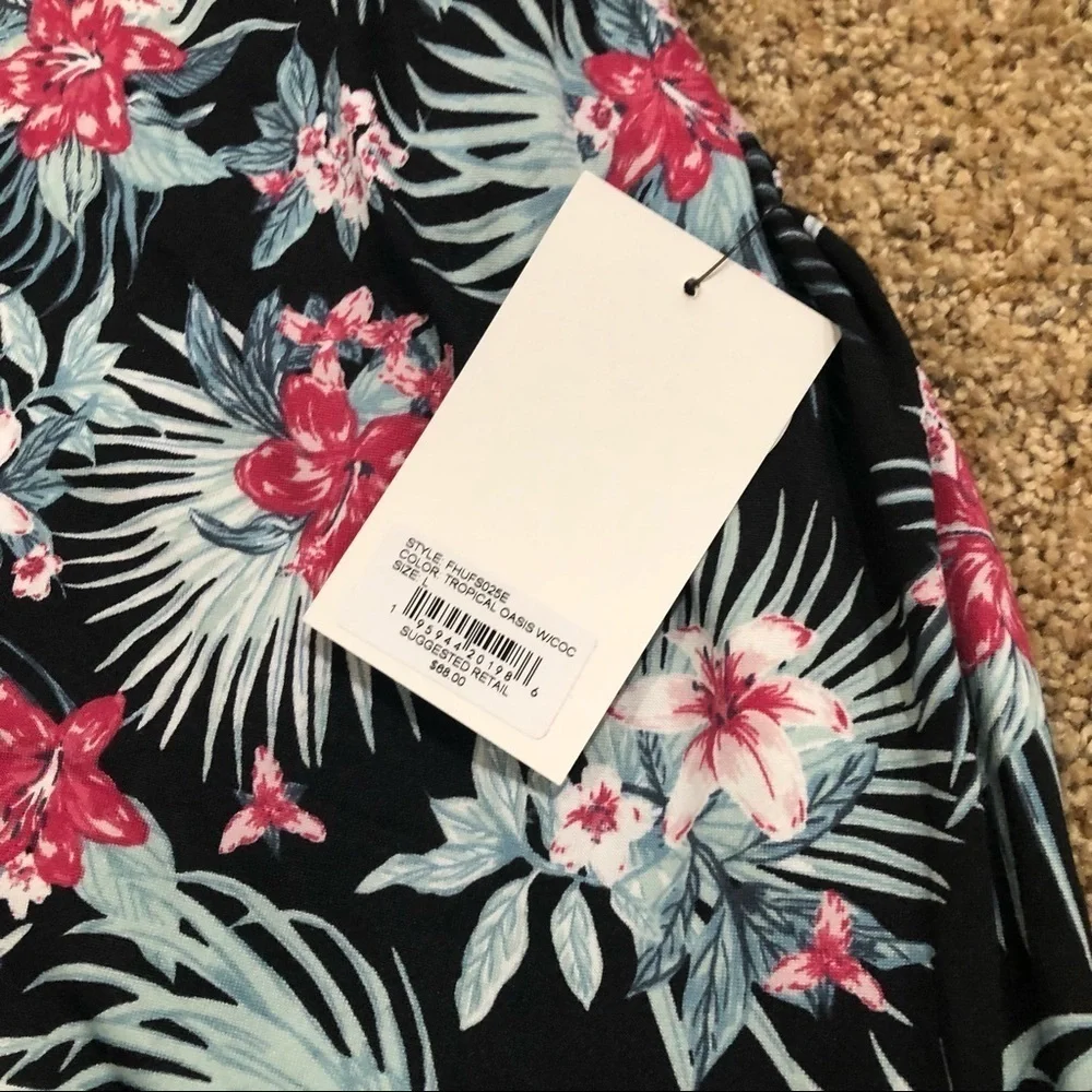 Hurley / NWT/ Sleep Long Sleeve Notch Collar Pajama Set / Tropical Oasis / LG - Picture 6 of 11